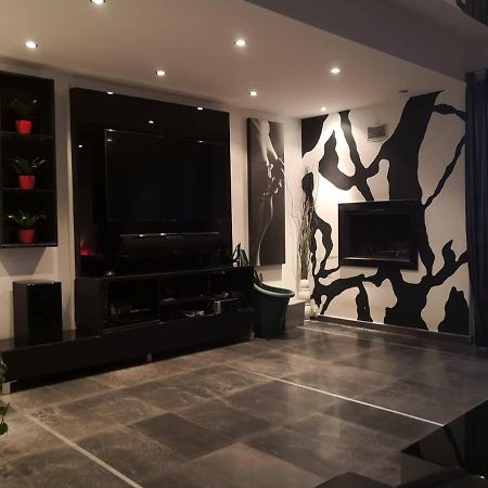 Fine Designed Flat 302 Apartment ลาร์นาคา ภายนอก รูปภาพ